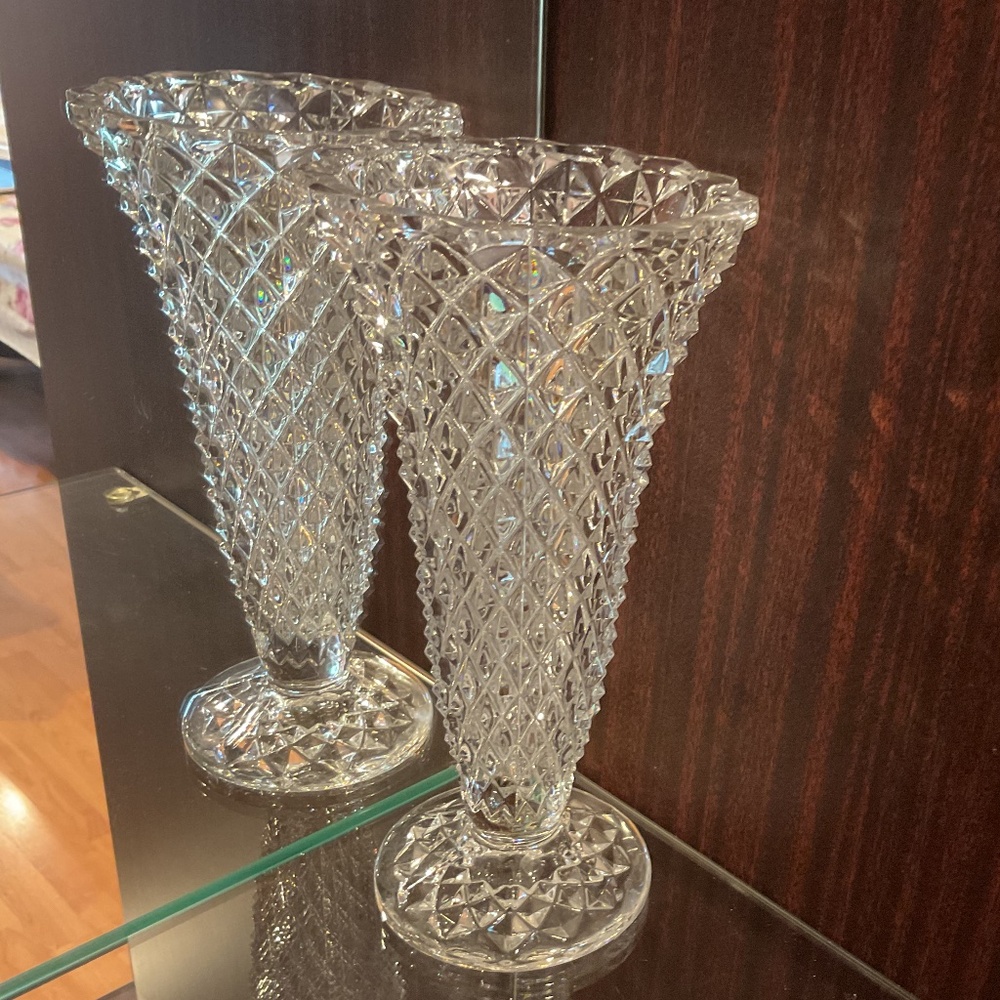 Crystal Vase for Flowers Beautifully Cut 4.25" Diameter 8.25 " Height